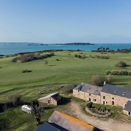 La Ferme Du Golf, Gite Atypique Et Artistique Lancieux Esterno foto